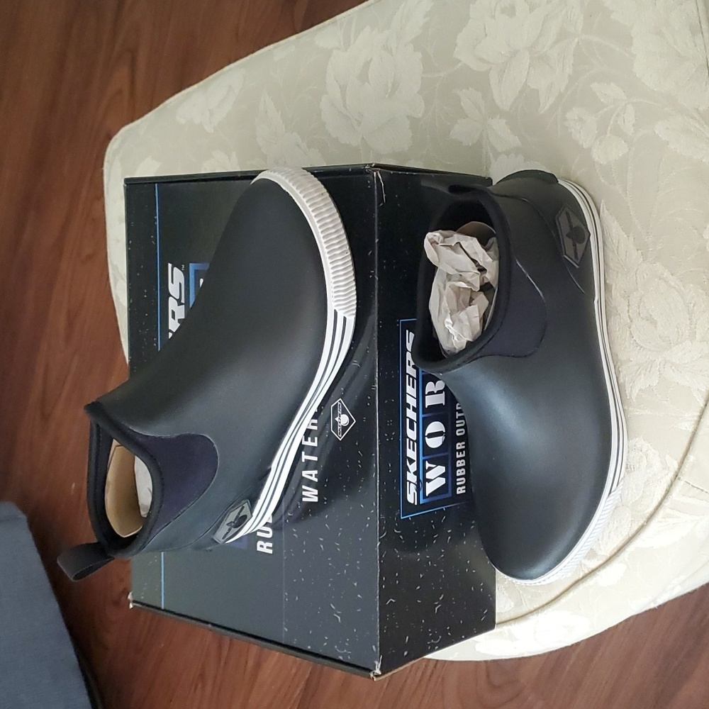 Mens shoes